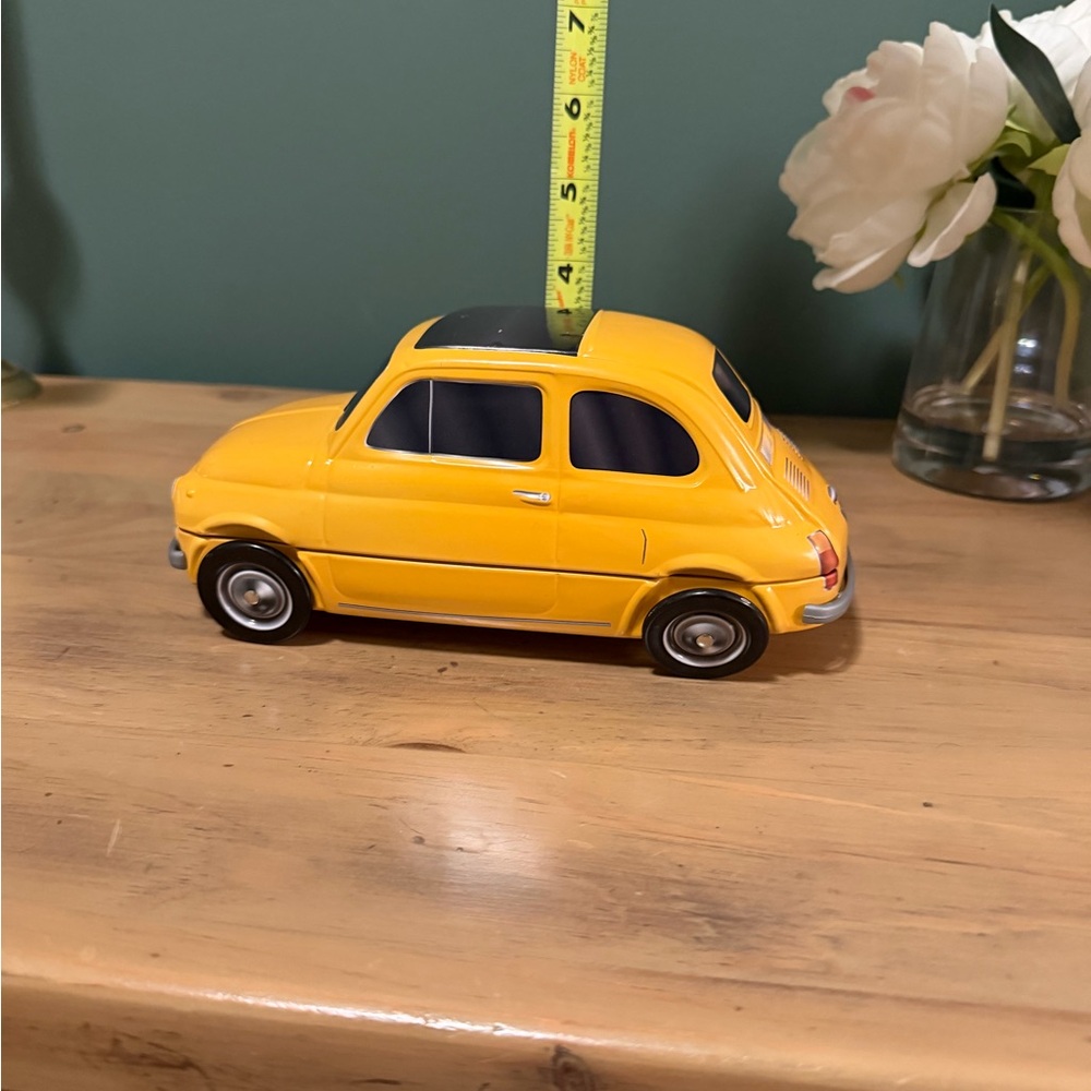 Vintage Fiat 500 Yellow Car Tin Collectible | Official Product | Retro Box - Picture 9 of 10